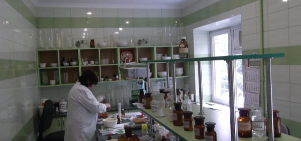 Олена Хомич: фармацевт – професія відповідальна