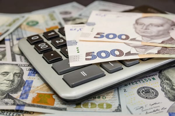 Медики у селах та прифронтових районах отримають більше фінансування: Уряд оновив правила Програми медгарантій