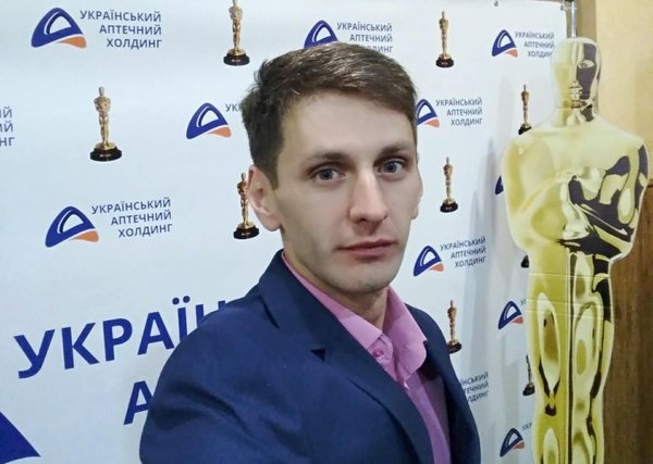 Герої фармацевтичного фронту: Яків Гіндін