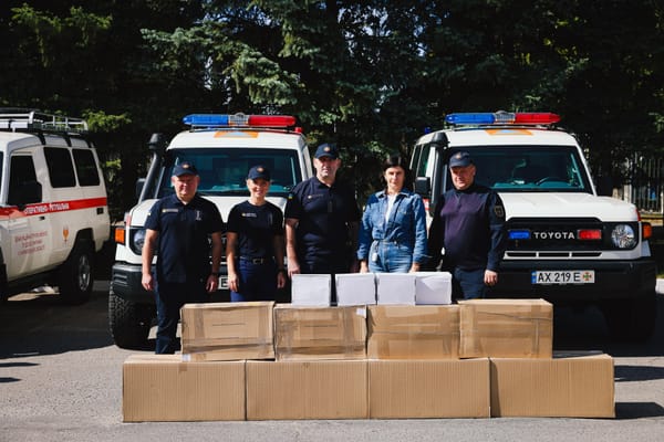 «Аптека 9-1-1» передала ДСНС Харківської області сучасні комплекти спеціалізованого обладнання для захисту рятувальників