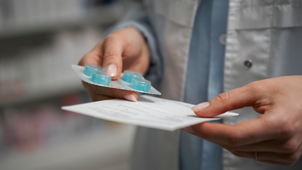 ДЕЦ оновив перелік змін до інструкцій певних лікарських засобів