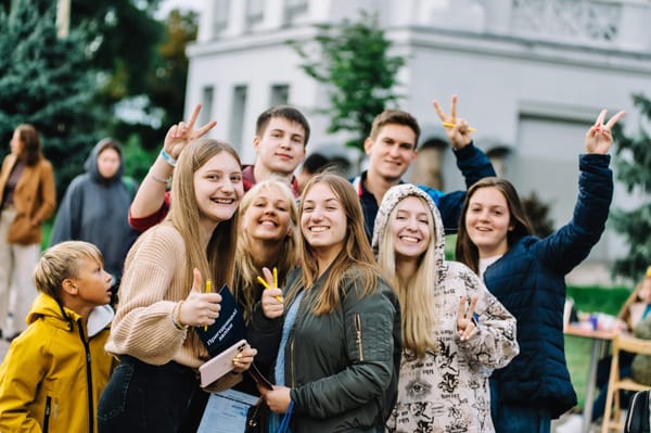 Farmak підтримав меморіальні стипендії KSE